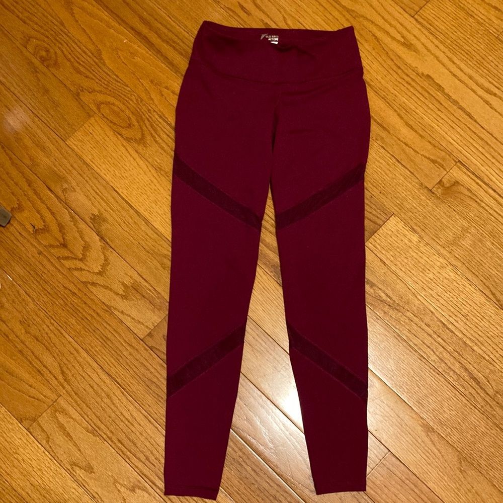 Old Navy Active go-dry leggings size S